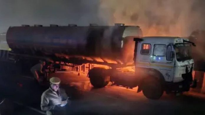 Delhi Ajmer Highway Fire