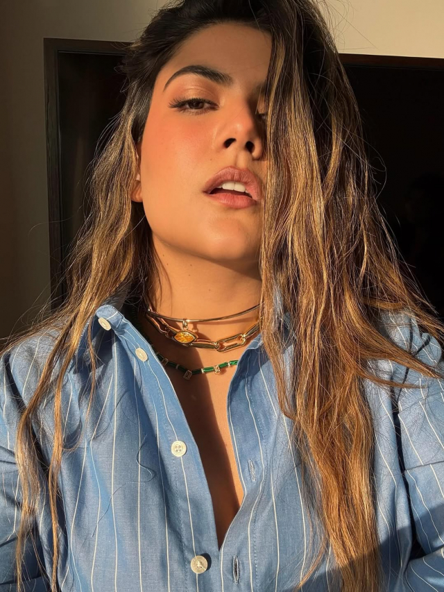 Ananya Birla Photos: RCB से जुड़ते ही अनन्या बिड़ला की खूबसूरत तस्वीरें इंटरनेट पर छाईं, फैन्स बोले-क्वीन