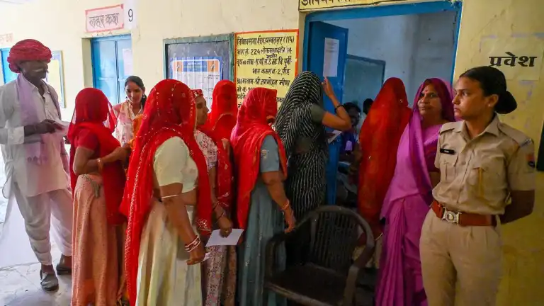 Lok Sabha Election 2024 : अजमेर लोकसभा क्षेत्र के एक मतदान केन्द्र पर पुनर्मतदान जारी,जानें क्या है वजह ?
