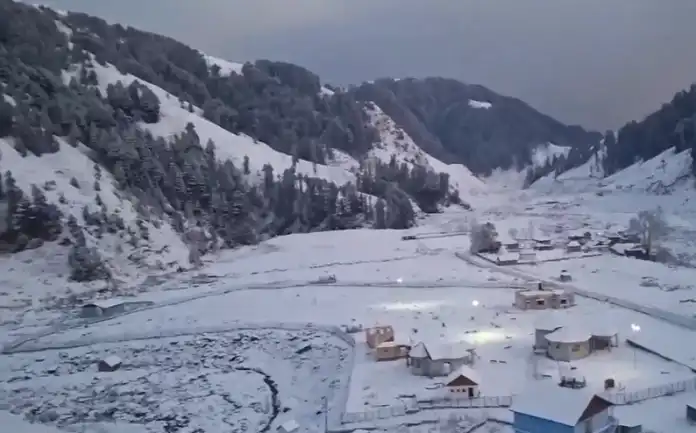 Kashmir Snowfall