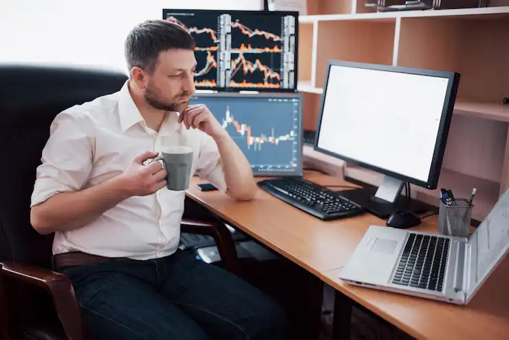 Stock Market Update: गिरावट के साथ खुला शेयर बाजार, Sensex 284 अंक टूटा, निफ्टी 23,602 पर, इन स्टॉक्स में रही बढ़त
