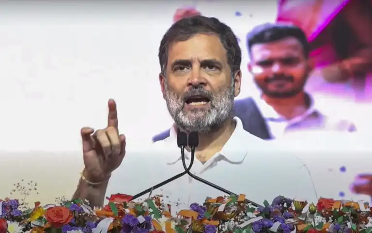 Karnataka में Rahul Gandhi ने बीजेपी पर जमकर साधा निशाना, बोले- BJP मॉडल में सारा पैसा 2-3 अरबपतियों को दिया जाता है, जबकि कांग्रेस…’